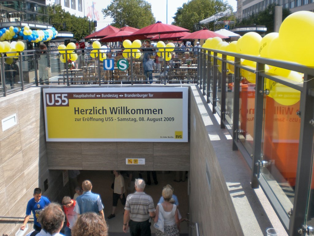 Eingang zum U-Bhf Brandenburger Tor, U 55 Berlin 2009