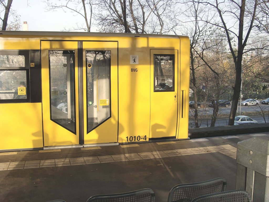 Gk-Zug 1010 im U-Bhf Ruhleben, U 2 Berlin 2009