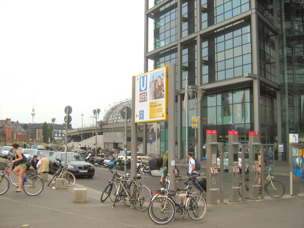 Hinweise auf die neue U55 am hauptbahnhof, Berlin 2009