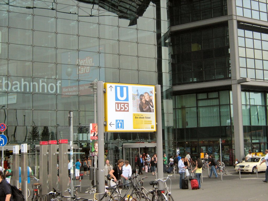 Hinweise auf die neue U55 am Hauptbahnhof, U55 Berlin 2009